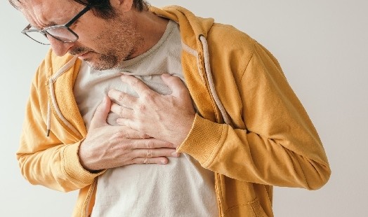 Embolie pulmonaire : symptômes et traitements - Conseils santé