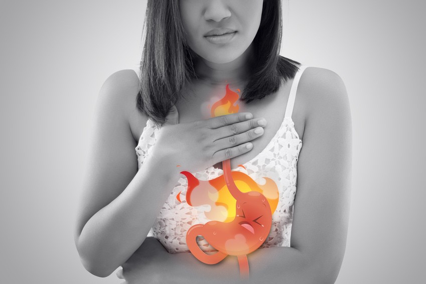 Brûlure d'estomac et RGO : symptômes, causes et traitements ...