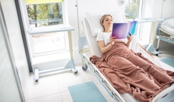 Lit médicalisé : quels équipements et accessoires choisir ?