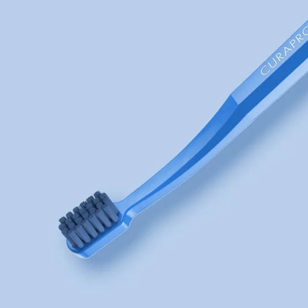 Curaprox Brosse à dents Smart ultra soft