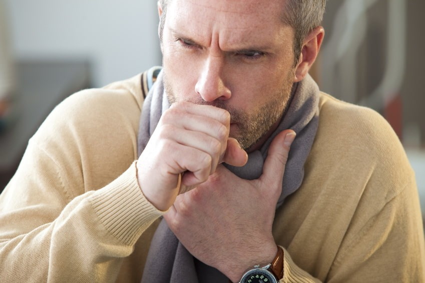 Comment traiter une toux grasse ? Conseils santé Hiver