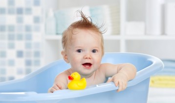 Conseils hygiène et soin : toilette, change, soin bébé