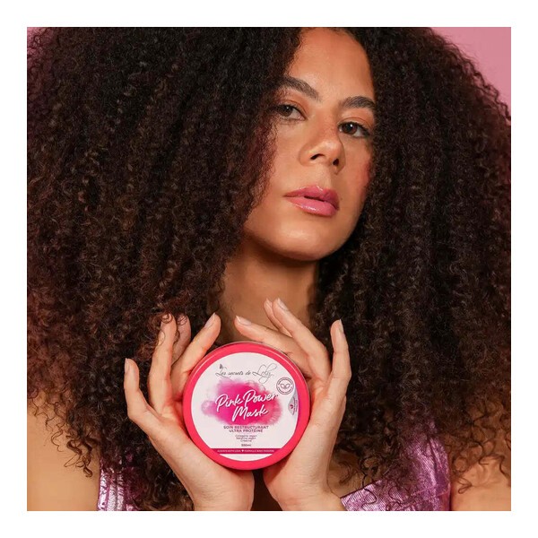 Les secrets de Loly Pink Power Mask soin restructurant ultra protéiné